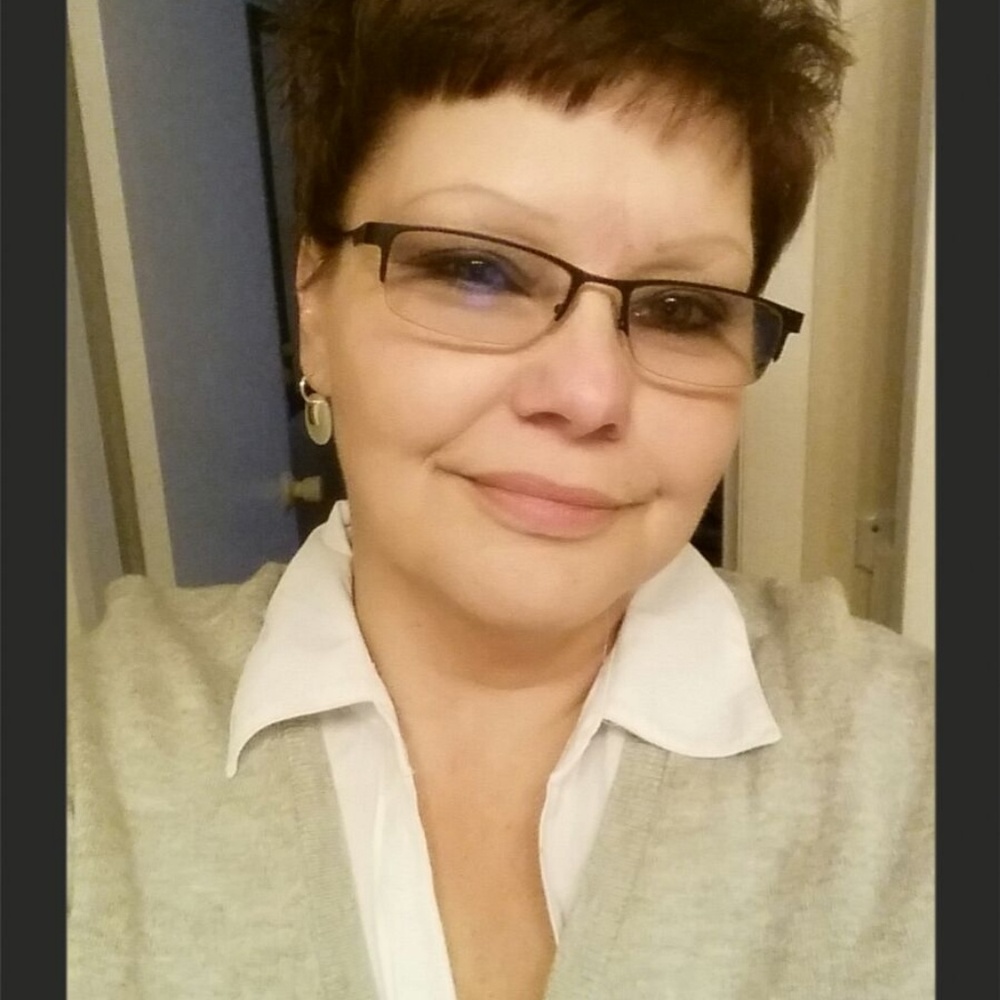 Meet your Posher, Becky